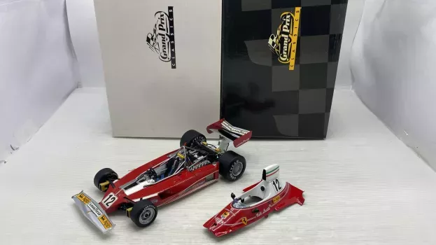 Exoto Ferrari 312t 12 Test Car Niki Lauda driverless 1975 1:18 EX97050
