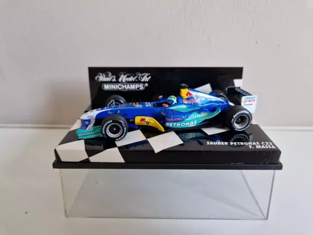 Minichamps Sauber F1 C23 Team Petronas N 12 Season 2004 Felipe Massa 1:43 400040012