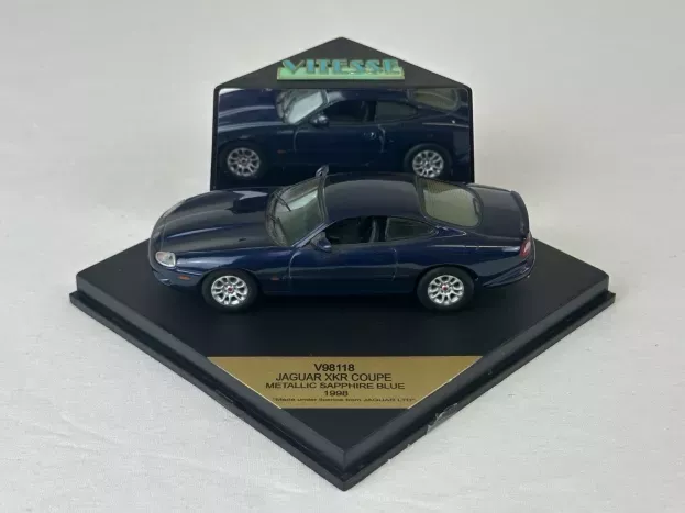 Vitesse Jaguar Xkr Coupe 1998 1:43 V98118