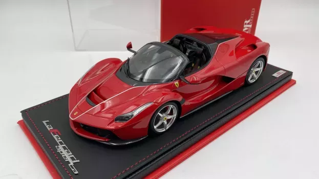 MR Models Ferrari Laferrari Aperta Spider 2016 Con Vetrina With Showcase 1:18 FE020B