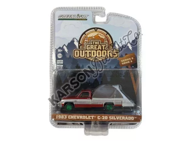 Greenlight Chevrolet C-20 Pick-up Silverado Camper 1983 1:64 38050C