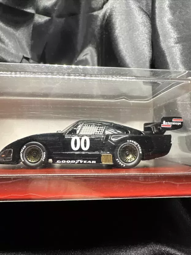 Truescale Porsche 935 K4 N 00 Interscope 1982 1:43 TSM114302