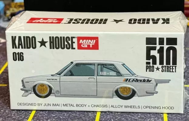 Mini-GT Datsun 510 Kaido House Designed By Jun Imai 1972 1:64 KHMG016