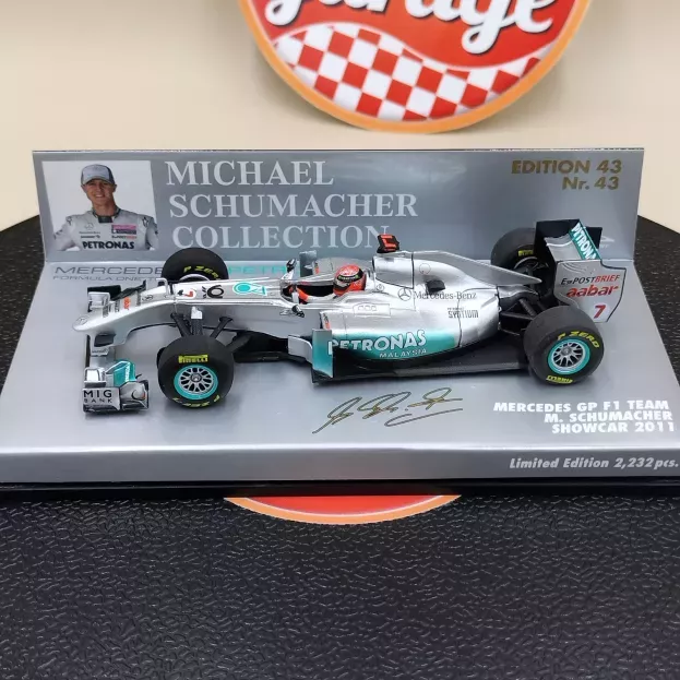 Minichamps Mercedes F1 Mgpw02 Petronas N 7 Showcar 2011 Michael Schumacher 1:43 410110077
