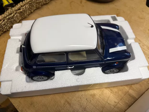 Premium Classixxs Mini Mini Cooper Sport 13 2000 1:12 10354