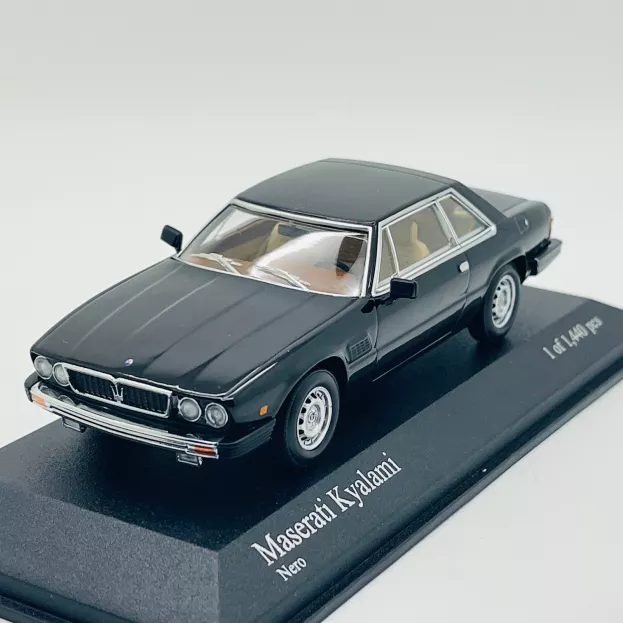 Minichamps Maserati Kyalami 1982 1:43 400123960