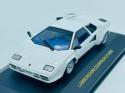 IXO MODELS CLC005 LAMBORGHINI Countach LP400S White/Blue Interior 1.43