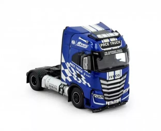 Tekno Iveco Iveco Pace Truck Iveco S-way 4x2 1:50 83136