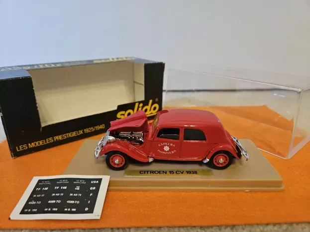 Solido Citroen 15 Cv Sapeurs Pompiers Fire Engine 1939 1:43 32A