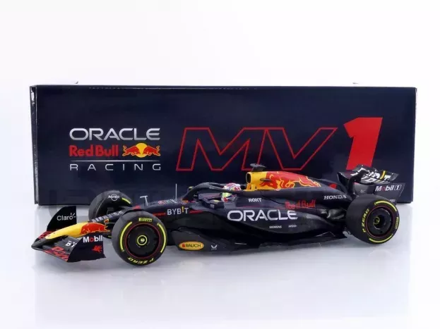 Minichamps Red Bull F1 Rb20 Team Oracle Red Bull Racing N 1 World Champion Winner Japan Gp 2024 Max Verstappen 1:18 110240401