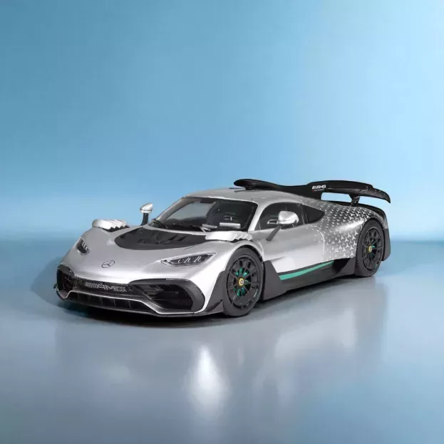 NZG Mercedes One Amg c298 2023 1:18 1067 02