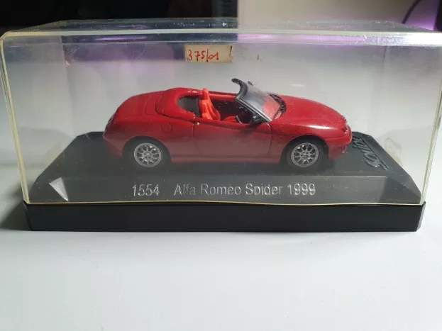 Solido Alfa Romeo Spider 1999 1:43 1554