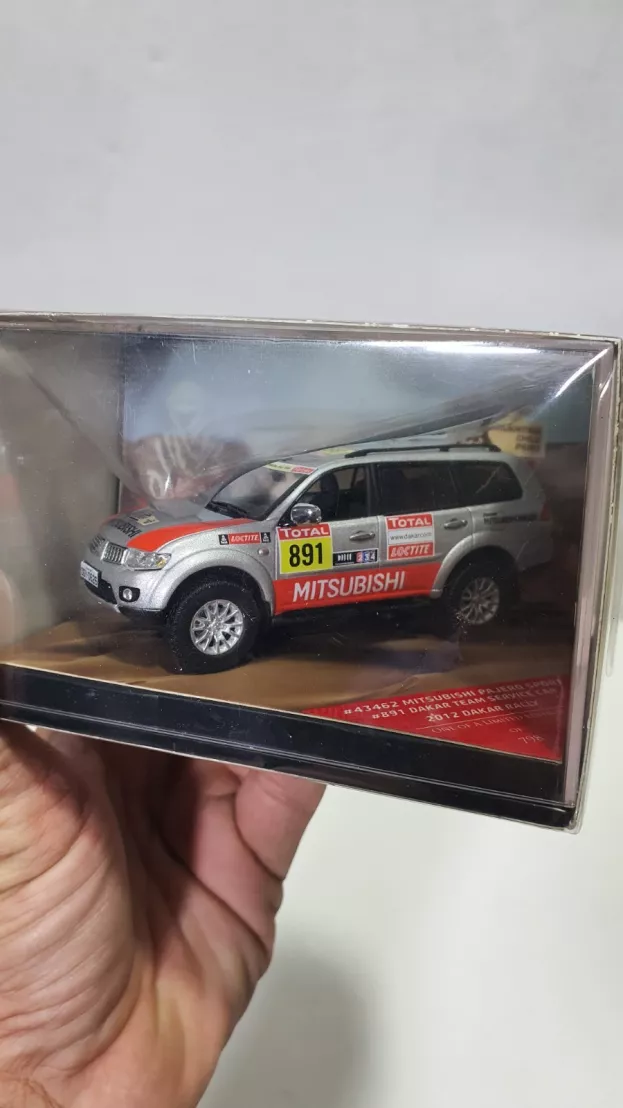 Vitesse Mitsubishi Pajero Sport Team Service Car N 891 Rally Dakar 2012 1:43 43462