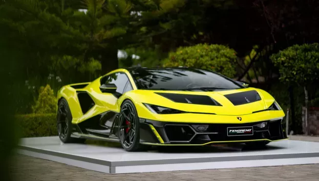 MR Models Lamborghini Fenomeno 2025 Con Vetrina With Showcase 1:18 LAMBO064A