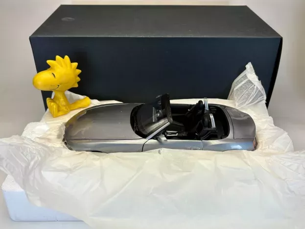 Kyosho BMW Z4 E85 Grey 1:18 80430144059