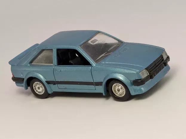 Solido Ford Escort Xr3 1:43 1207