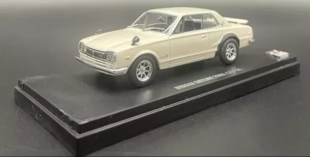 Kyosho Nissan Skyline 2000gt-r 1973 1:43 03021W