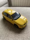 Seat Leon Yellow Otto Ottomobile 1/18 OT566