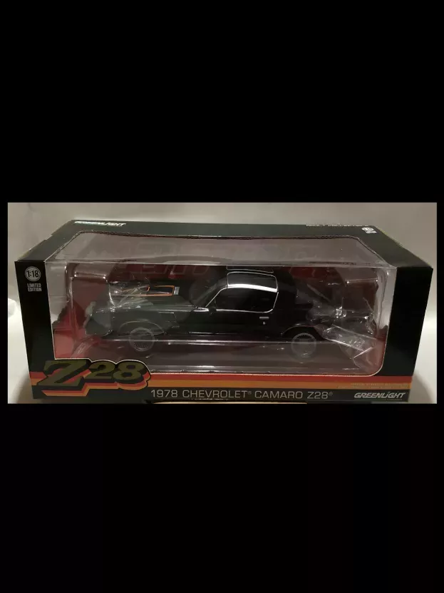 Greenlight Chevrolet Camaro Z28 Coupe 1978 1:18 12902