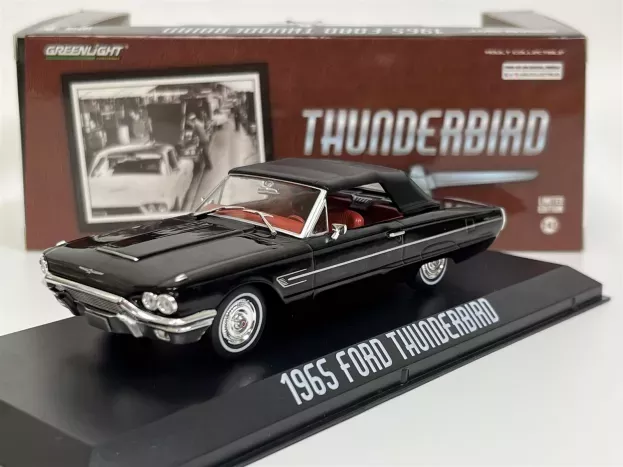 Greenlight Ford Thunderbird Cabriolet Soft-top Closed 1965 1:43 86626