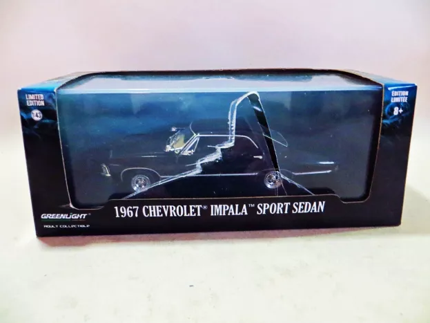 Greenlight Chevrolet Impala Sport Sedan 1967 1:43 86443