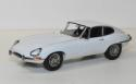 Kyosho 1/18 Scale Diecast 08954W - Jaguar E-type Coupe - White