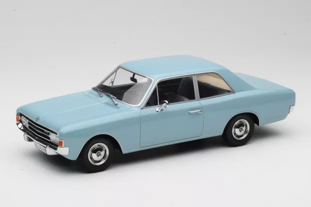 Minichamps Opel Rekord C Saloon 2-door 1966 1:18 107047002