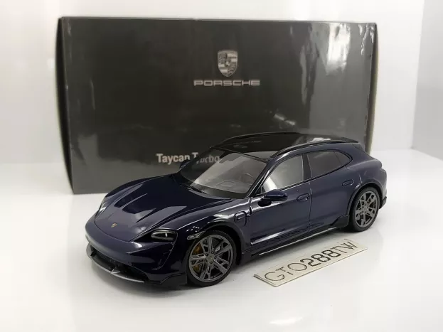 Minichamps Porsche Taycan Turbo S Cross Turismo 2021 1:18 WAP0217830M002