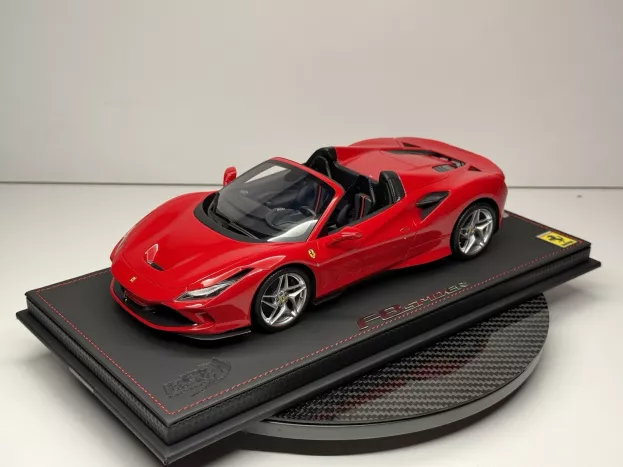 BBR Ferrari F8 Tributo Spider 2019 1:18 P18183B