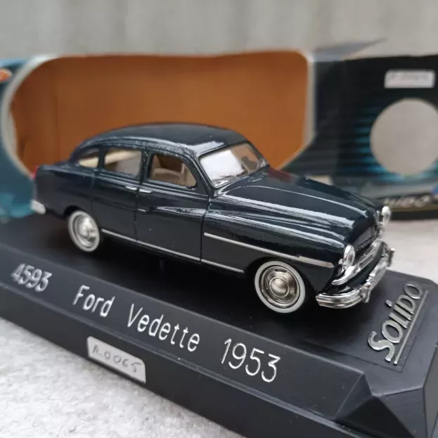Solido Ford Vedette 1953 1:43 4593