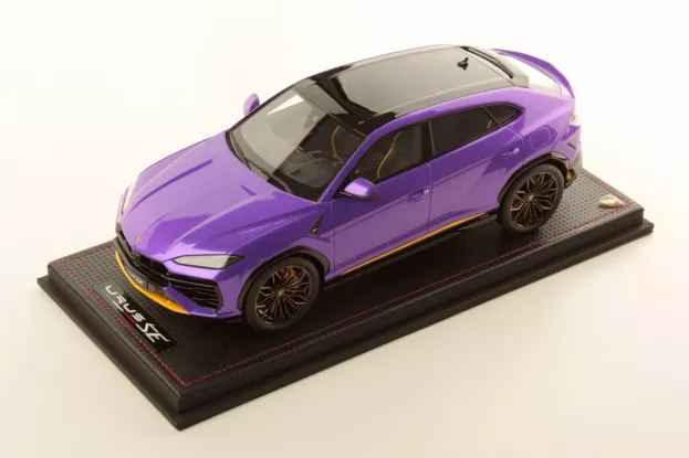 MR Models Lamborghini Urus Se 2023 Con Vetrina With Showcase 1:18 LAMBO061D
