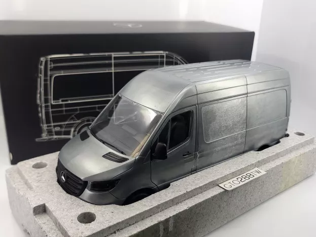 Norev Mercedes Sprinter Van Kastenwagen Rugged Edition 2018 1:18 B66006029
