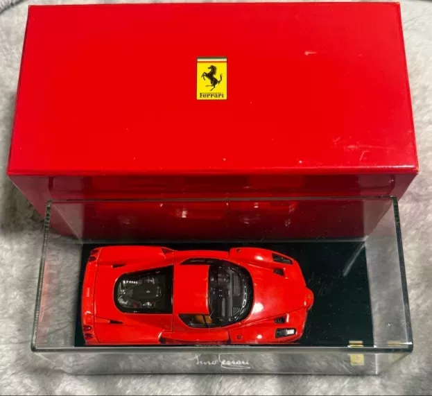 Kyosho Ferrari Enzo 2002 With Openings 1:43 05001PR