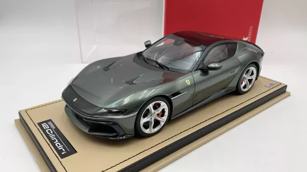 MR Models Ferrari 12cilindri Coupe V12 830cv 2024 Con Vetrina With Showcase 1:18 FE043SE