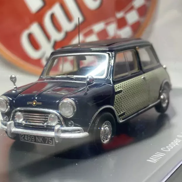 Schuco Mini Cooper S 1967 Personal Car Peter Sellers 1:43 08986