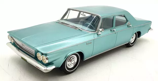 BoS Models Chrysler Newport Sedan 1963 1:18 BOS315