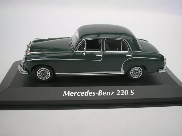 Minichamps Mercedes 220s w180 1956 1:43 940033001