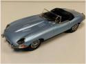 Norev 1/12 Scale 122722 - Jaguar E-Type Cabriolet 1962 - Blue Metallic