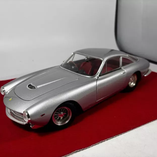 Hot Wheels Ferrari 250 Gt Berlinetta Lusso 1962 Personal Car Eric Clapton 1:18 T6254