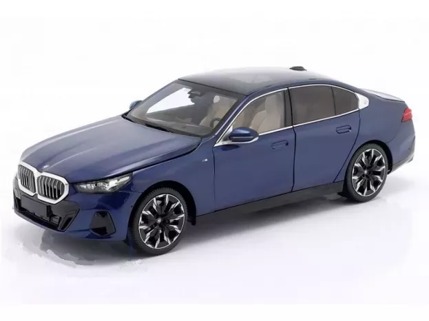 Minichamps Bmw 5-series I5 g60 2023 1:18 110023400