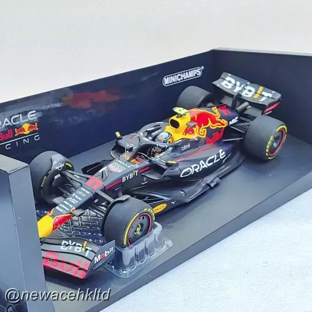 Minichamps Red Bull F1 Rb18 Team Oracle Red Bull Racing N 11 Winner Monaco Gp With Intermediate Tires 2022 Sergio Perez 1:18 110220711