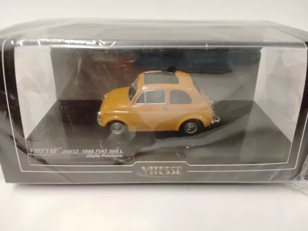 Vitesse Fiat 500l 1968 1:43 24512