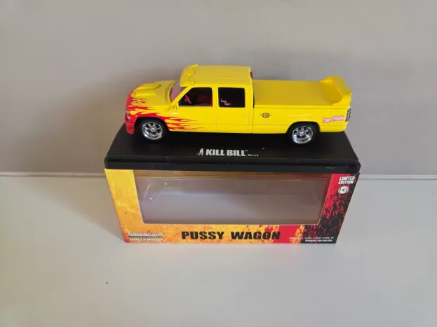 Greenlight Chevrolet Silverado C2500 Double Cabine Custom 2003 Pussy Wagon Kill Bill Movie I Ii 1:43 86481
