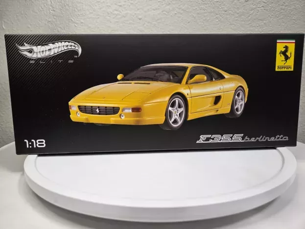 Hot Wheels Ferrari F355 Berlinetta 1995 1:18 X5479