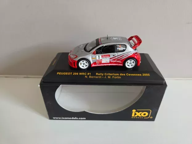IXO Models Peugeot 206 Wrc N 1 Rally Criterium Des Cavennes 2005 N.bernardi J.m.fortin 1:43 RAM208