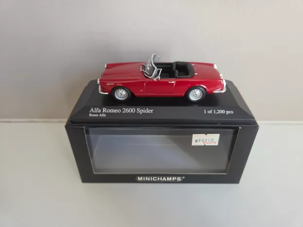 Minichamps Alfa Romeo 2600 Spider 1964 1:43 400120632