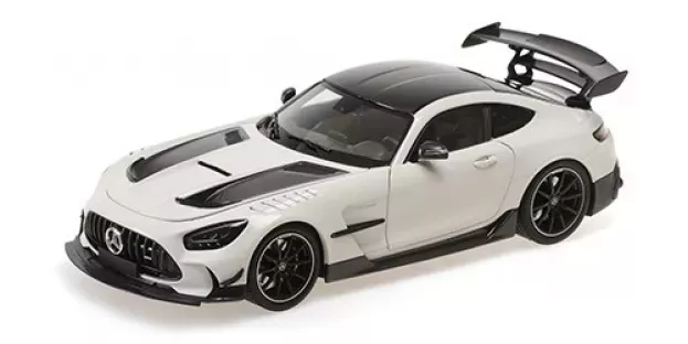Minichamps Mercedes Amg Gt V8 Black Series 2021 1:18 110032020