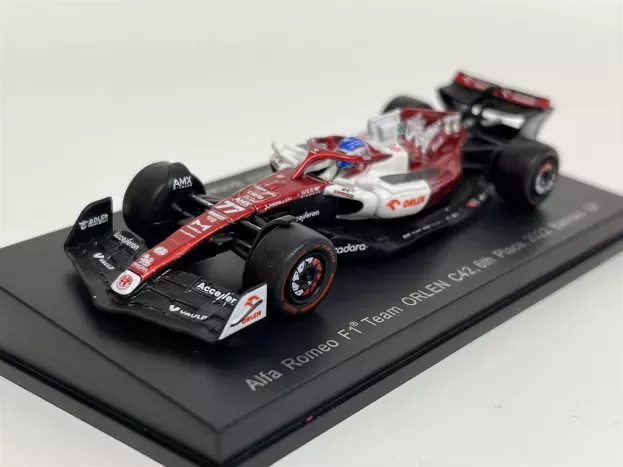 Spark Alfa Romeo F1 C42 Team Orlen Racing N 77 Season 2022 Valtteri Bottas 1:64 Y260