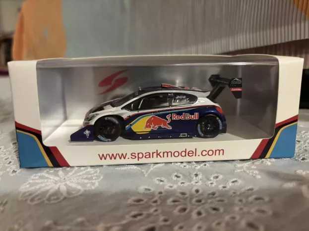Spark Peugeot 208 T16 Red Bull N 0 Winner Rally Pikes Peak International Hill Climb 2013 Sebastian Loeb Time Record 8' 13'' 878 1:43 S3783