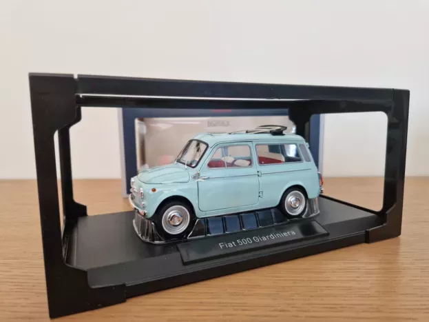 Norev Fiat 500 Giardiniera 1964 1:18 187742